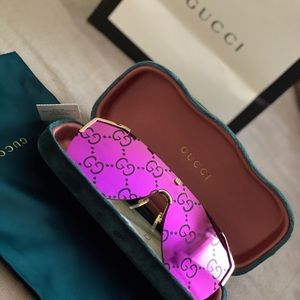 GUCCI SUNGLASSES